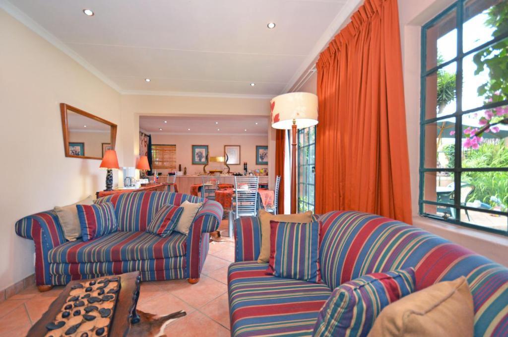 Cherry Tree Cottage B&B Linden Johannesburg Dış mekan fotoğraf