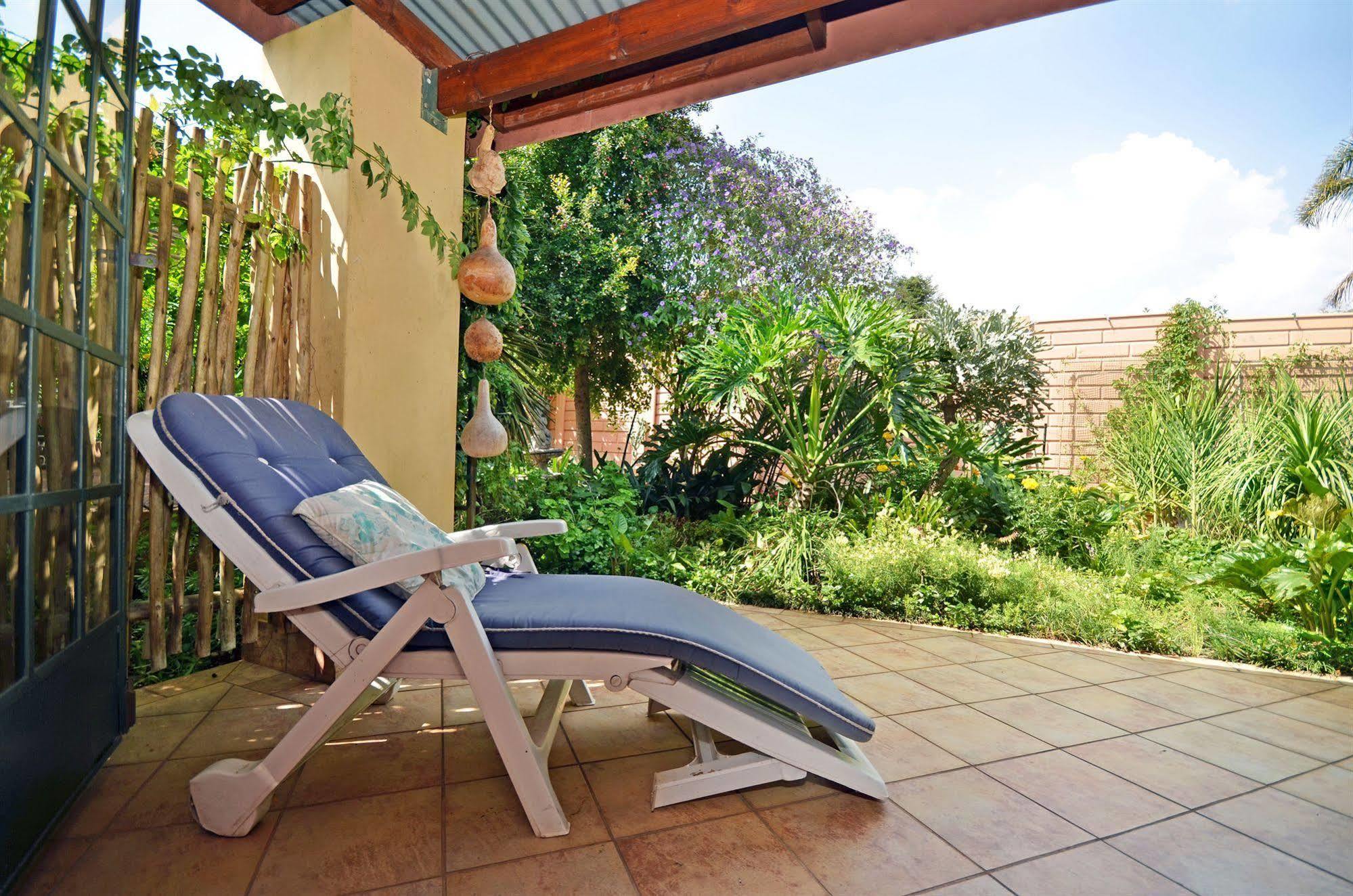 Cherry Tree Cottage B&B Linden Johannesburg Dış mekan fotoğraf